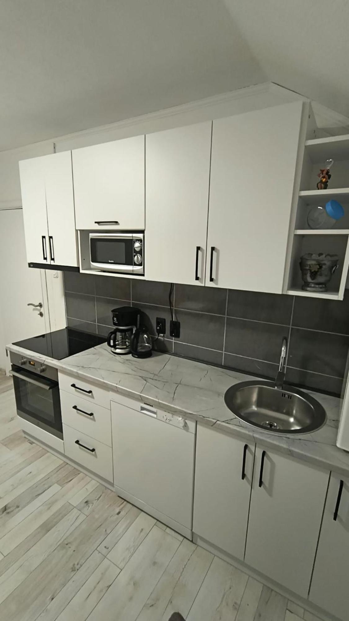 Apartment Gradina Кореница Екстериор снимка